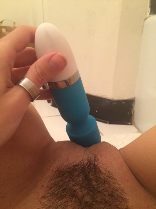 So I went the ho route trying to get this guy/his undivided attn and I over did it and now he is bored