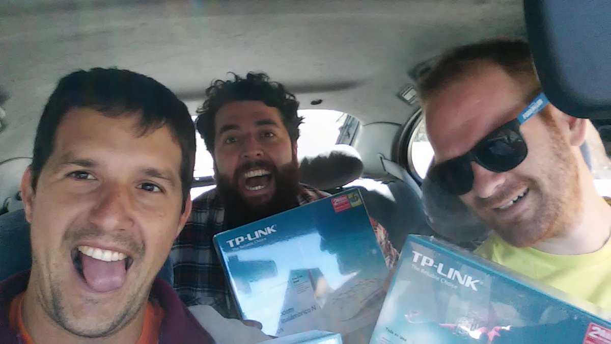 edgardo_krause's tweet photo. We have to buy 3 news @TPLINK routers after the storm... In #corrientes2016 https://t.co/LwNEABeSvI