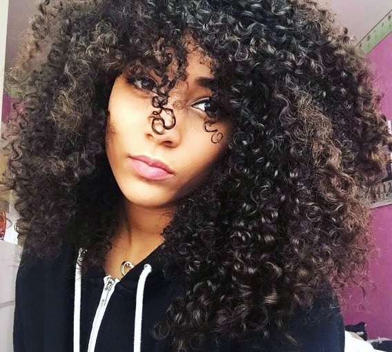 DevaCurl's tweet photo. If you’re swooning over @cassy_smn’s curls say “I”! #devamoment https://t.co/UxkIg49PHk