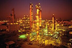 AnuAthria's tweet photo. The sensational drop in #oilandgas prices below US$40 per barrel at the end of 2015.Find more@ https://t.co/yz5fwDZRA1 https://t.co/LjZA6myr0I