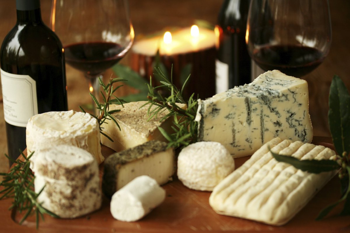 accueilanvers's tweet photo. Soirée vins et fromages, samedi 19 novembre au Lycée Français d'Anvers : https://t.co/4wHkI38kuN @ConsulFranceBel @FranceBelgiqueC @DiploMix https://t.co/yu5YmDd72L