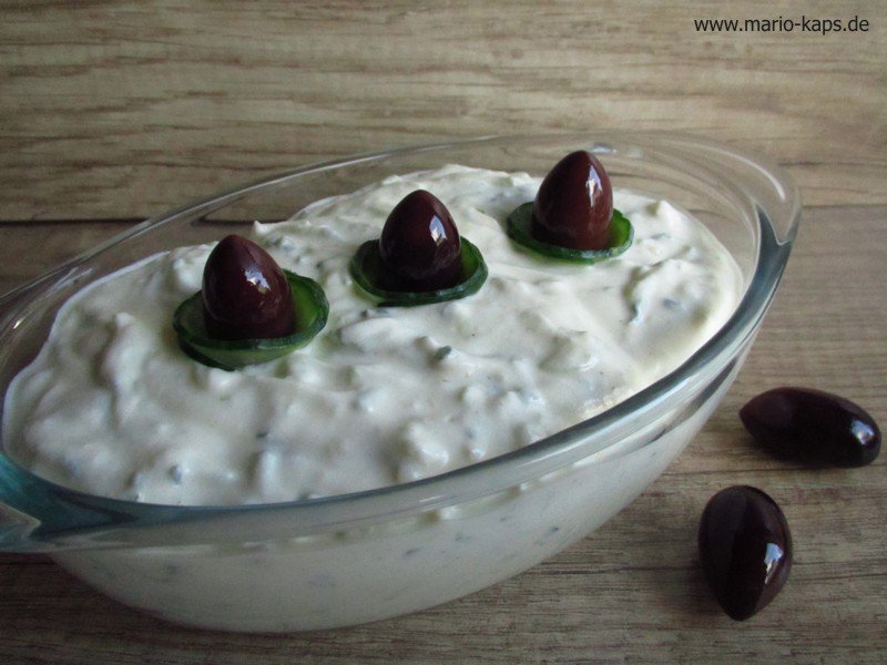 MarioKaps's tweet photo. Heute beliebt: Das ultimative #griechische #Tzatziki mit #Gurke #Knoblauch #Joghurt https://t.co/6ZLiQ1EWtu https://t.co/uA0KlXLvsI