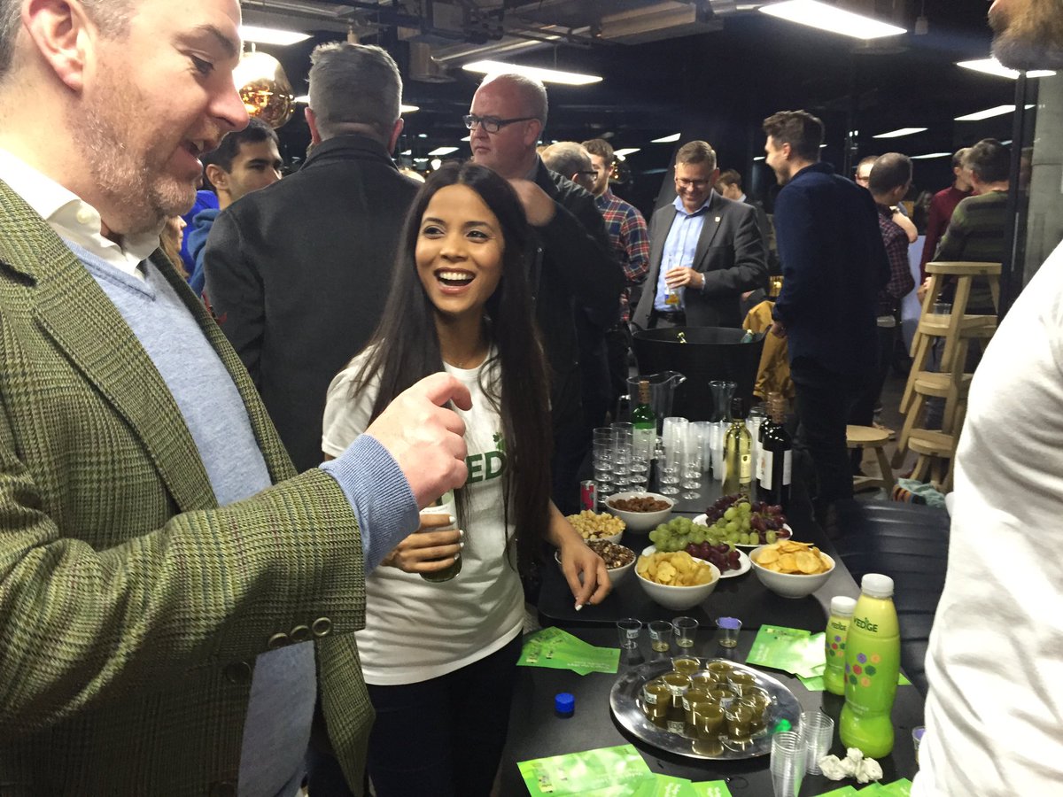 forwardfooding's tweet photo. Wonderful to try our startups' drinks! @VedgeUK #CBootcamp https://t.co/GFkcbFnQy4
