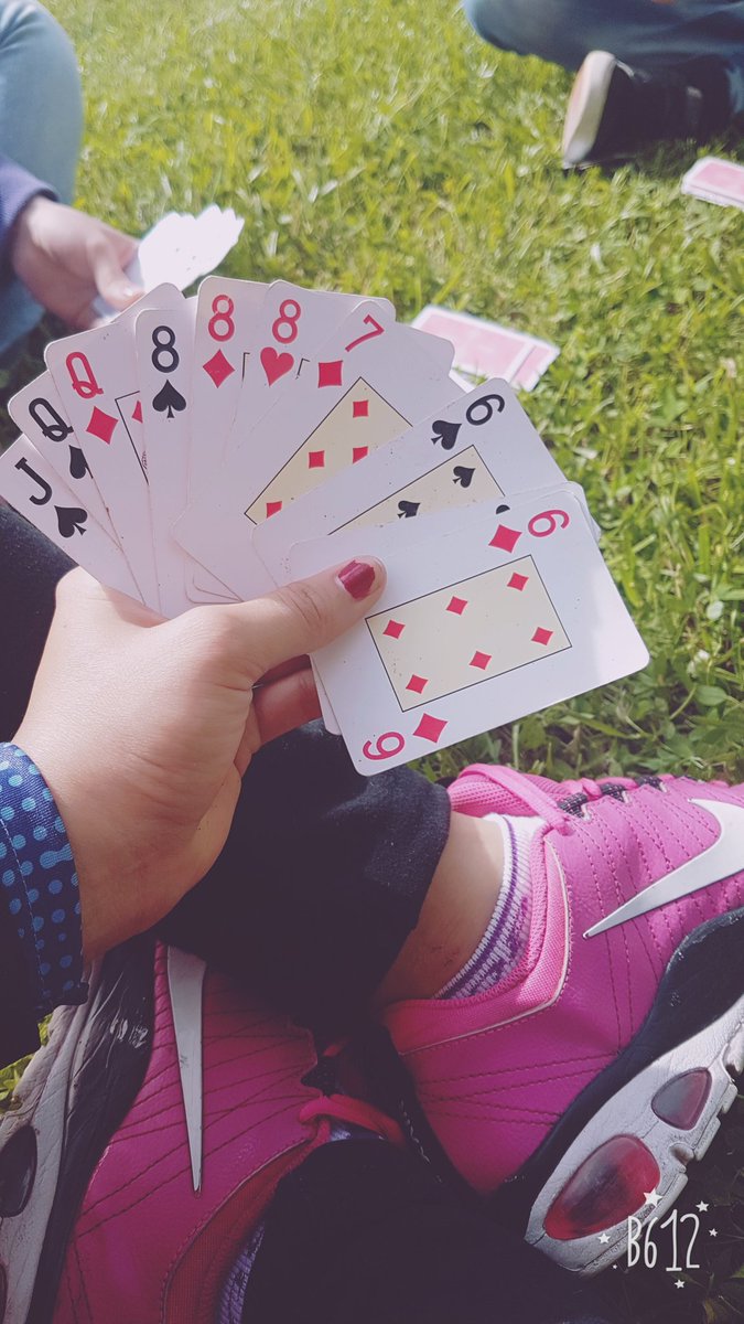 AntonellaCifue5's tweet photo. #canalito #cartas #rumiii https://t.co/nHfwuyq9ie