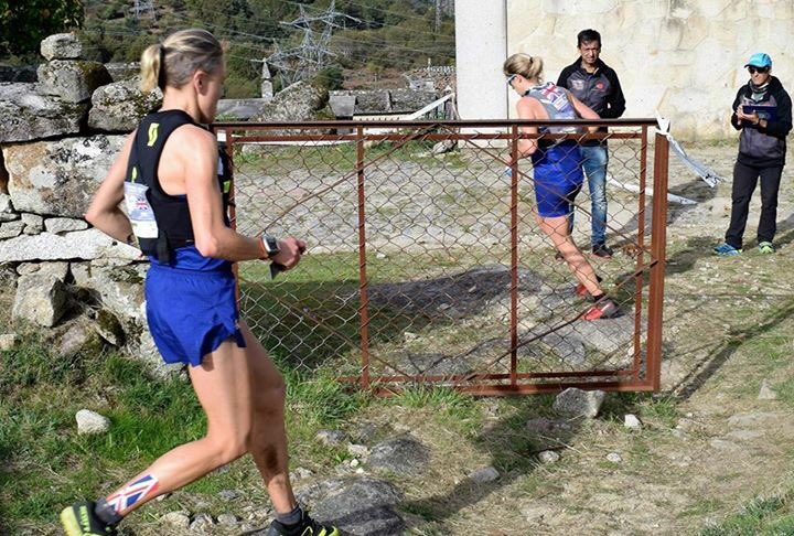 jo_meek's tweet photo. @rocktapeuk supporting me through the World Trail Champs 2016 #ankleprotection https://t.co/EutQJEg8t9