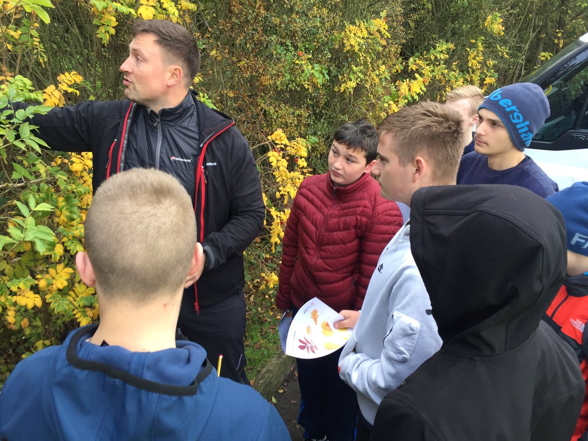 Today's #bushcraft session with yrs10&amp;11 <a href="/PlesseyTrailNE/">PlesseyWoodsArtTrail</a> #nature walk and #tree id #outdoored #outdooradventure