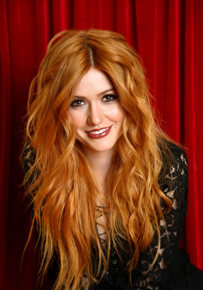 Clary Fray (@hunterclaryf) on Twitter photo 