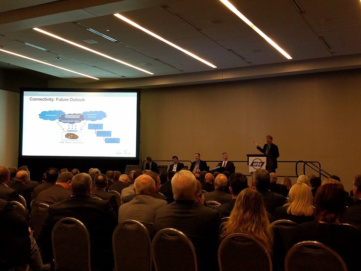 TebisUSA's tweet image. Breakout session at @OESAconnect annual event. #advancetech Toyota speaking