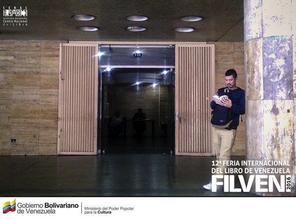 elperroylarana's tweet image. ¡Leer lo que somos! Llega a través de la #Filven2016 para continuar el legado cultural de Chávez. Del 03 al 13 de noviembre