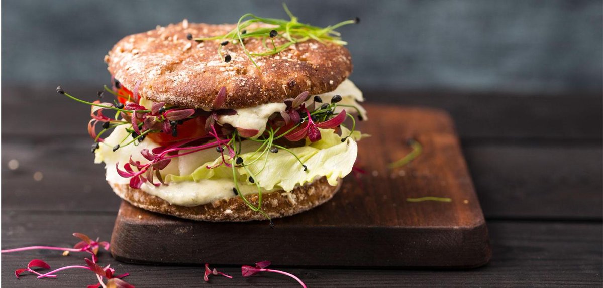 grazia_fr's tweet photo. 5 #restaurants pour manger #vegan à #Paris https://t.co/CQODmFLhfR https://t.co/M3NJ91leM7