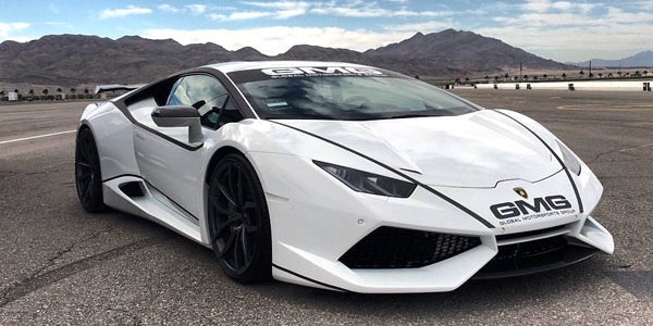 iPostExoticCars's tweet photo. Mad Huracán! https://t.co/AvravNQ4yK