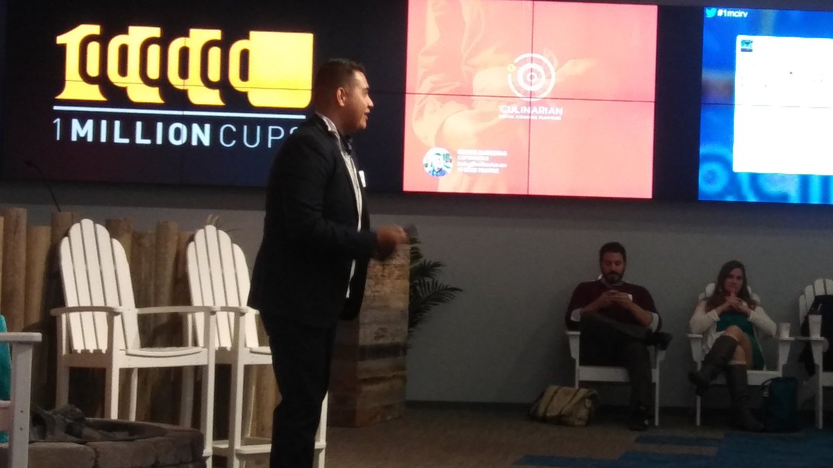 DEZIGNWALL's tweet image. Live streaming collaborative #CulinaryLearning platform @CulinarianApp @1MCIRV @UCICove @DEZIGNWALL #LearningToCook #Startup #entrepreneur