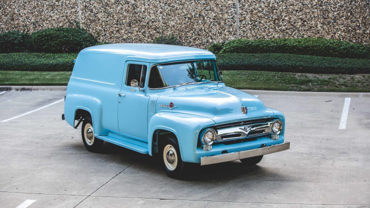 DaddyOCars's tweet photo. 1956 Ford F100 Panel Truck - https://t.co/DzD31TchGT https://t.co/xCuM7pMPT4