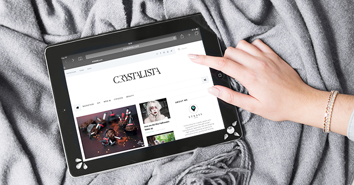 STRASSCOM's tweet photo. WE HAVE A NEW LOOK AT OUR BLOG! 
ALSO WE HAVE A NEW NAME FOR IT - CRYSTALISTA!
#blog #strasscom #crystalista  
https://t.co/XPAGSiOOex https://t.co/Jb9hxh2JGz