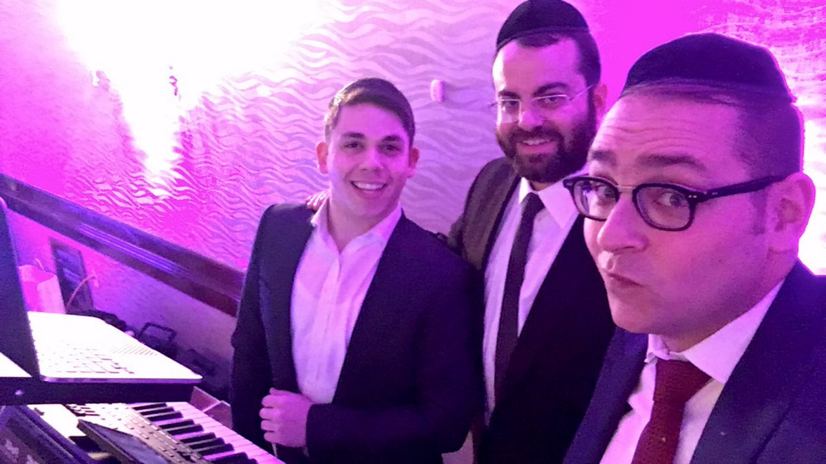 Gorgeous evening last night with <a href="/dovidgabay/">Dovid Gabay</a>🎤 Ft Yanky Katina🎸