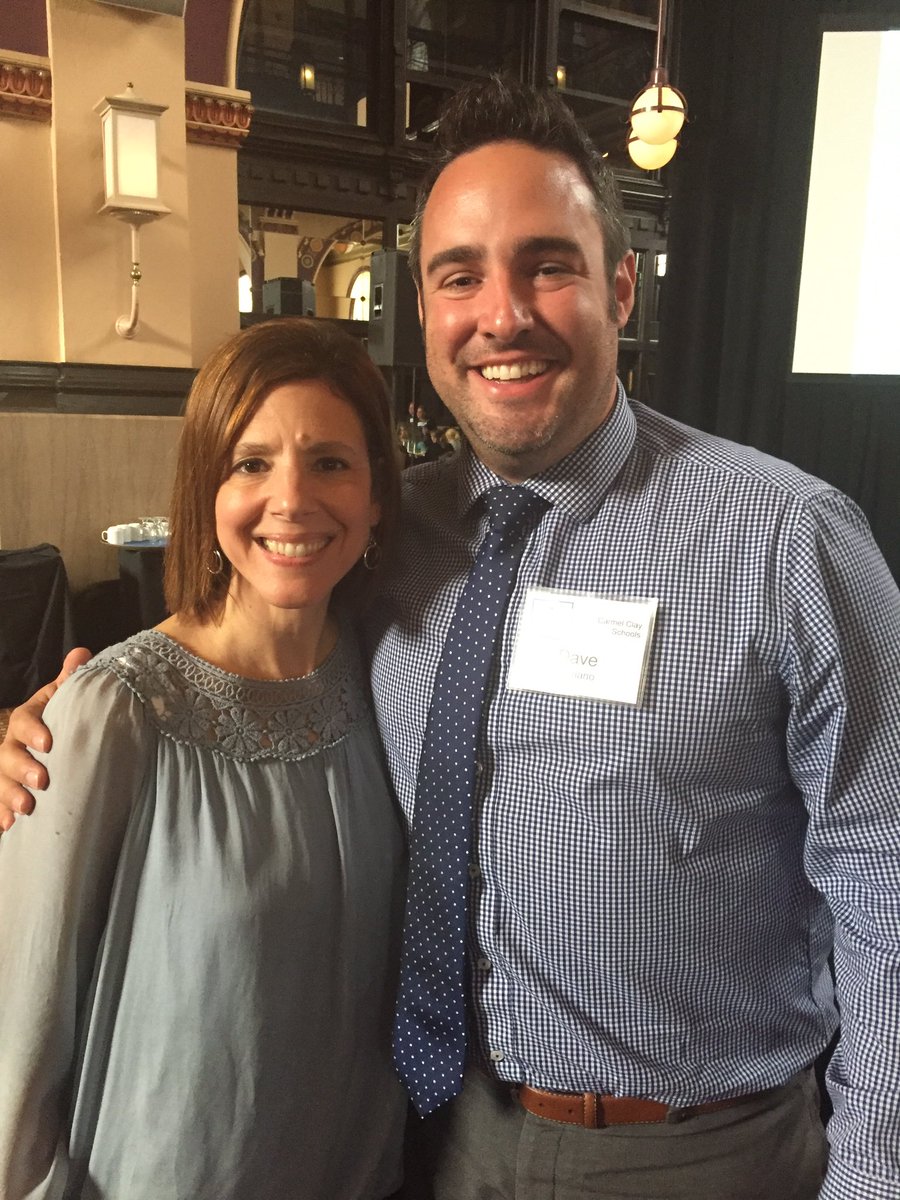 HassellTonia's tweet photo. Cousins aka #eduheroes reunite in Indy!   #patinsicam @DaveRomanoBLV @Teach4SpclNeeds https://t.co/iQH1ypkFbt