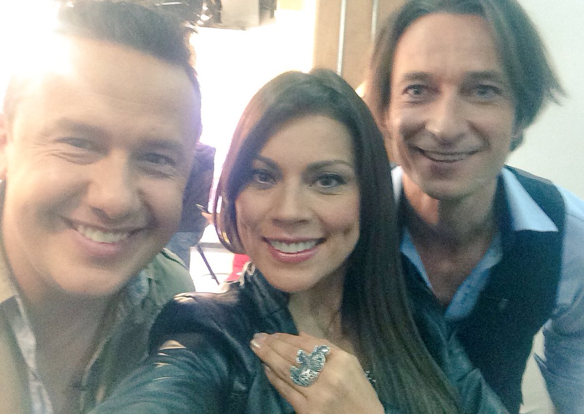 Jennylu_Vargas's tweet photo. En 5 min al aire en @MananasconUno con @sayacaracol y #ChristopheDeGeest hablando de la peli de @oficialHASSAM #ElÑeroÑero7 🎬10 de Noviembre https://t.co/ZuP21YCAmT