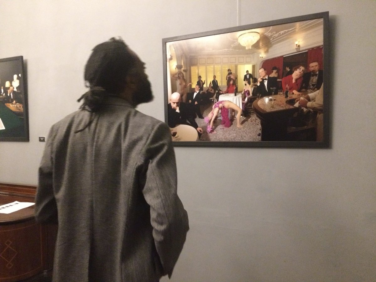 peteogun's tweet photo. Looking at great art #unexpectedbysanges #dcontemporary #sanges https://t.co/ZpOLNqrUI0