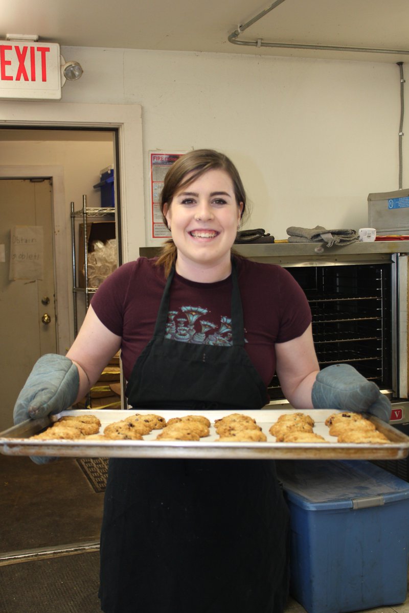 A special "thank you" to our outstanding baker Emma. It's been such a delight to have her very good help and we wish her well in her future!