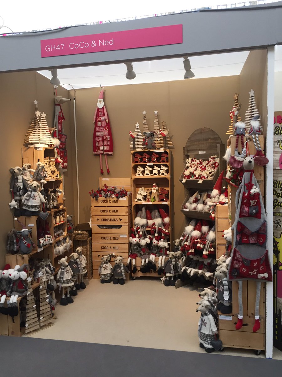 Our neighbours at Olympia for #spiritofchristmas are @EScarlettLdn <a href="/HoodedOwls/">HoodedOwls</a> <a href="/doovay_creation/">doovay</a> and <a href="/bigpotatogames/">Big Potato | INACTIVE ACCOUNT</a> 😊