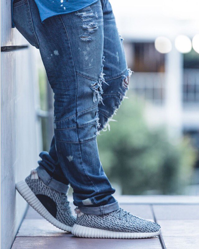 RUSTICDIME's tweet photo. November vibes. Who's looking forward to Thanksgiving? 🙋🏽‍♂️
📷: #joswin in Rustic 📍Jax Biker denim https://t.co/ICMwwC2N1q