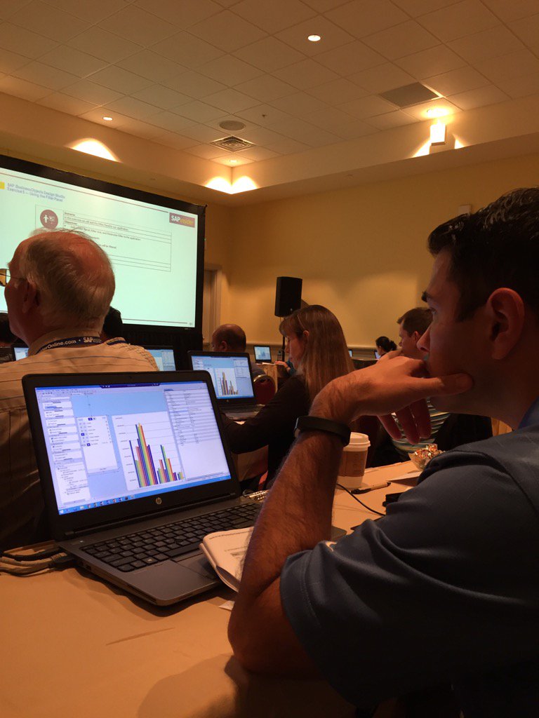 tpowlas's tweet image. Full house #SAPDesignStudio hands on #Reporting2016