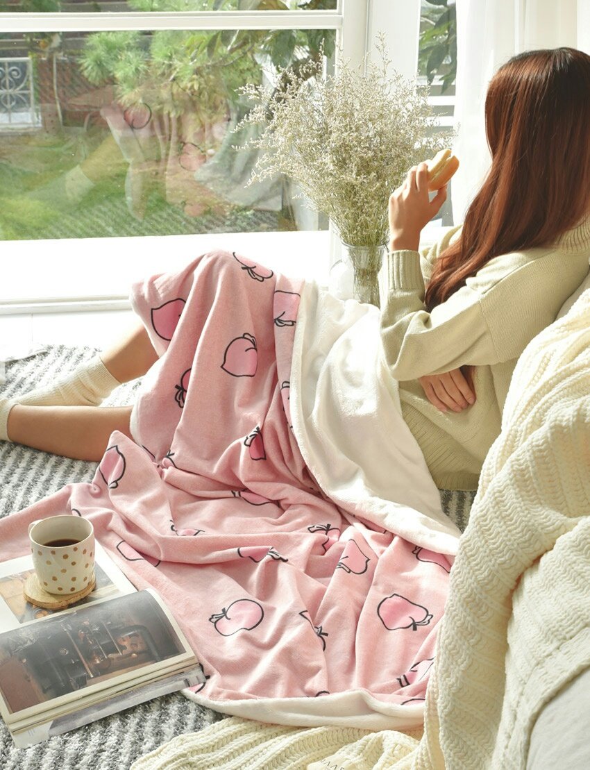 jinju_archives's tweet photo. PRE ● ผ้าห่มลูกพีช 🍑 Microfiber 
ขนาด 105 × 150 (cm.)
ผืนละ ฿950 (รวมส่ง) 
#ตลาดกัซ #ตลาดนัดอากาเซ @MarketGOT7  @got7_my https://t.co/hEeNLBvInW