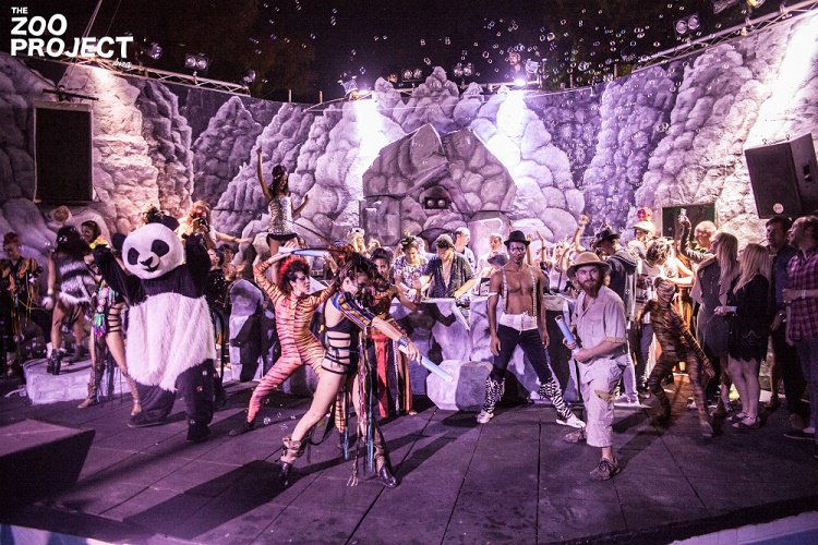 tuloibizas's tweet photo. Welcome to The Zoo 🔉🔊🎉🔝 https://t.co/bmGiaNVNl4 @thezooproject #ibiza #discotecas #electrónica https://t.co/bN97zh41KE