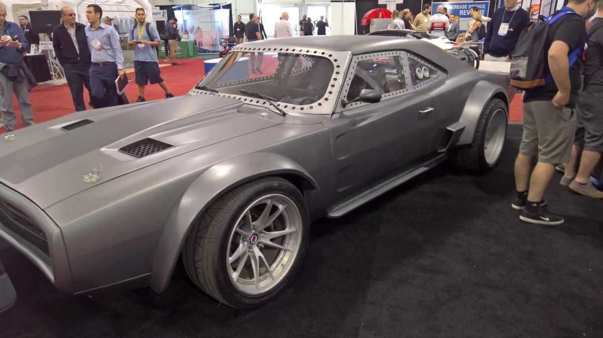 SlideMaster tweet media