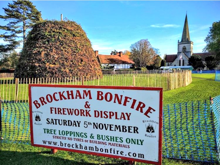 Who's excited for #brockhambonfire this Saturday <a href="/BrockBonfireLtd/">Brockham Bonfire Ltd</a>. Thanks <a href="/onlydanno/">Dan</a> for the pic