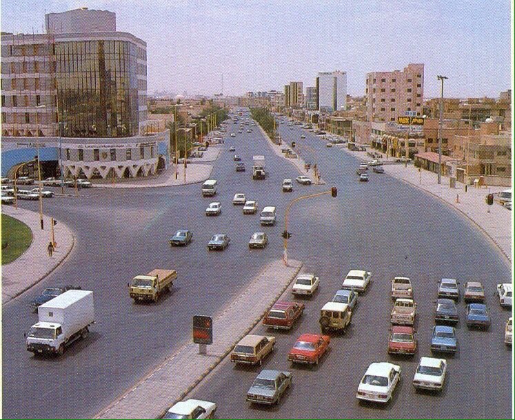 عداد مشاريع الرياض On Twitter في التسعينات الميلادية في الملز تقاطع شارع الستين مع شارع جرير ذكريات الرياض