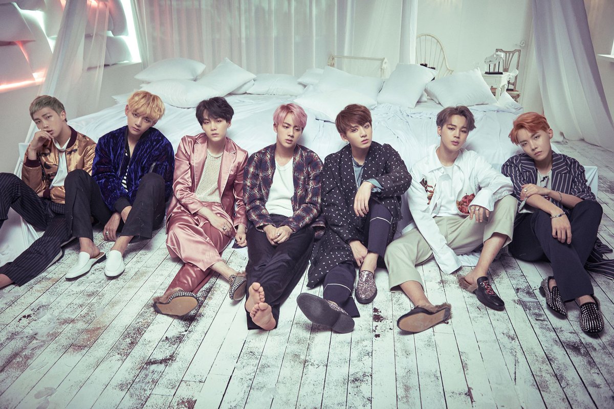 Soompi Bts Sets A New Record With 40 Million Views For Blood Sweat Tears Mv T Co 0kjamea8xb Soompi Bts Sets A New Record With 40 Million Views For Blood Sweat Tears Mv T Co 0kjamea8xb