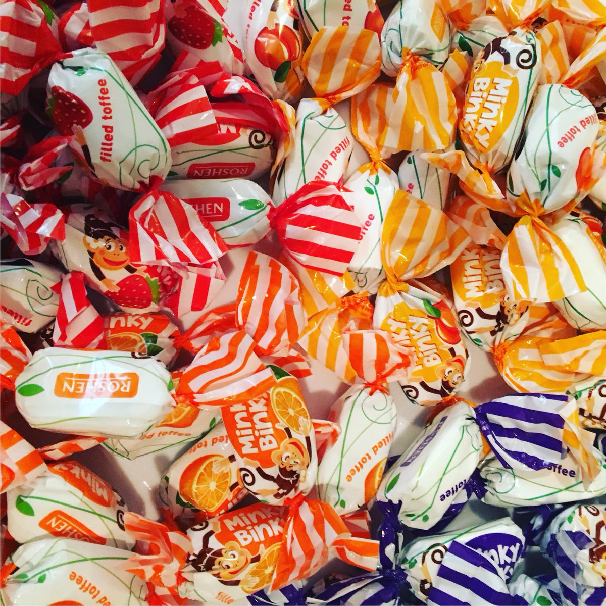 worldsnacks's tweet photo. #Roshen #MinkyBinky just added to our international snack store. Check it out:
https://t.co/2X9O99shgw #UkraineCandy #WorldofSnacks https://t.co/f8BW3GzNX9