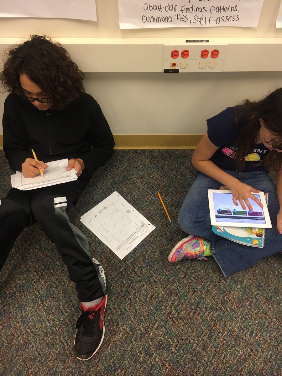 lsmithDDE's tweet photo. Researching presidential candidates to help inform us during our voting simulation on Monday #vote #DDEss https://t.co/EL73bNZ3Gp