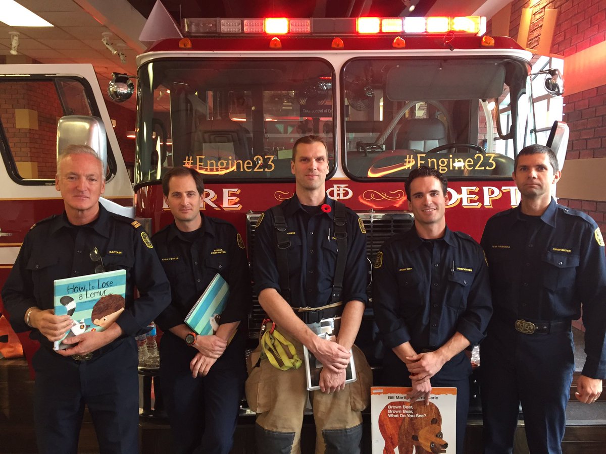 calgarylibrary's tweet image. A big thank you to the 5 firefighters who shared stories &amp;amp; fire safety tips at our #Engine23 storytime today! calgarylibrary.ca/engine-23/