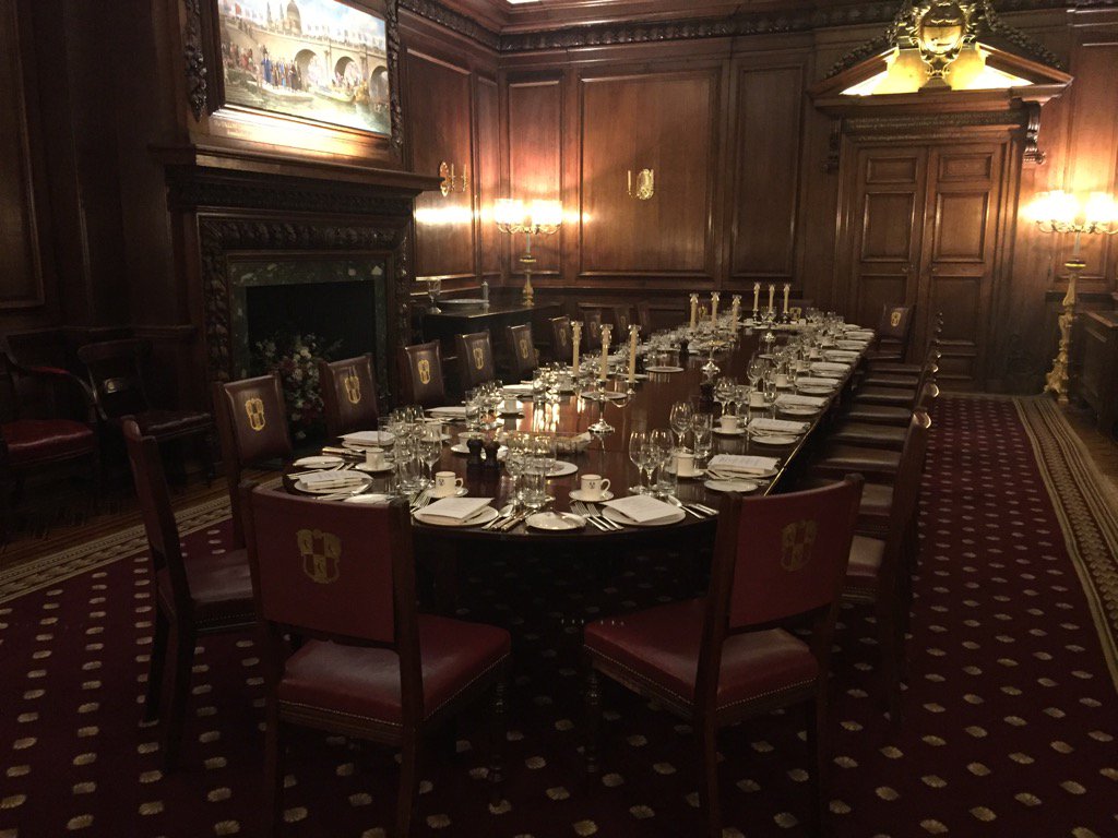Life's Kitchen (@lifeskitchenltd) on Twitter photo The beautiful parlour room <a href="/tallowchandlers/">Tallow Chandlers</a> is all set for a VIP dinner this evening #eventprofs The beautiful parlour room <a href="/tallowchandlers/">Tallow Chandlers</a> is all set for a VIP dinner this evening #eventprofs