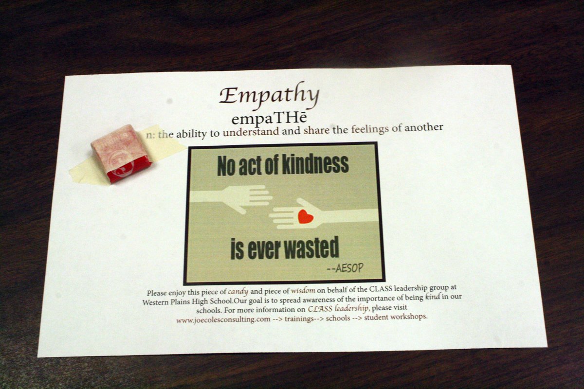 WesternPlains1's tweet photo. Spreading empathy awareness @ WPHS! Looking forward to next week's conference. #freecandyforeveryone #CLASSleadership @joecoles33 https://t.co/f6RreZcQEL