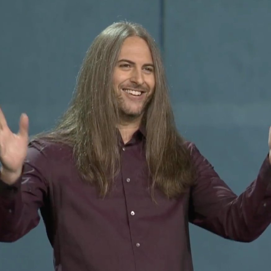 justbingit's tweet photo. Let's get #jasonwiththegoodhair trending! #AdobeMAX (cc: @Beatlejase) https://t.co/QkY76c9qCY