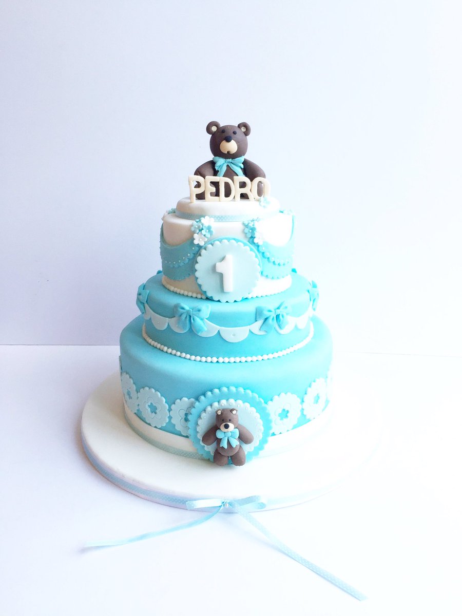 A collection of beauties ❤️ <a href="/OxTweets/">OxTweets</a> <a href="/SiedlerMichelle/">TheCakeElementBakery</a> <a href="/WoWWitney/">WoWWitney</a> <a href="/WitneyHour/">#WitneyHour</a> <a href="/OxCots/">OxfordshireCotswolds</a> #Oxfordshire #witney #cake #yummy