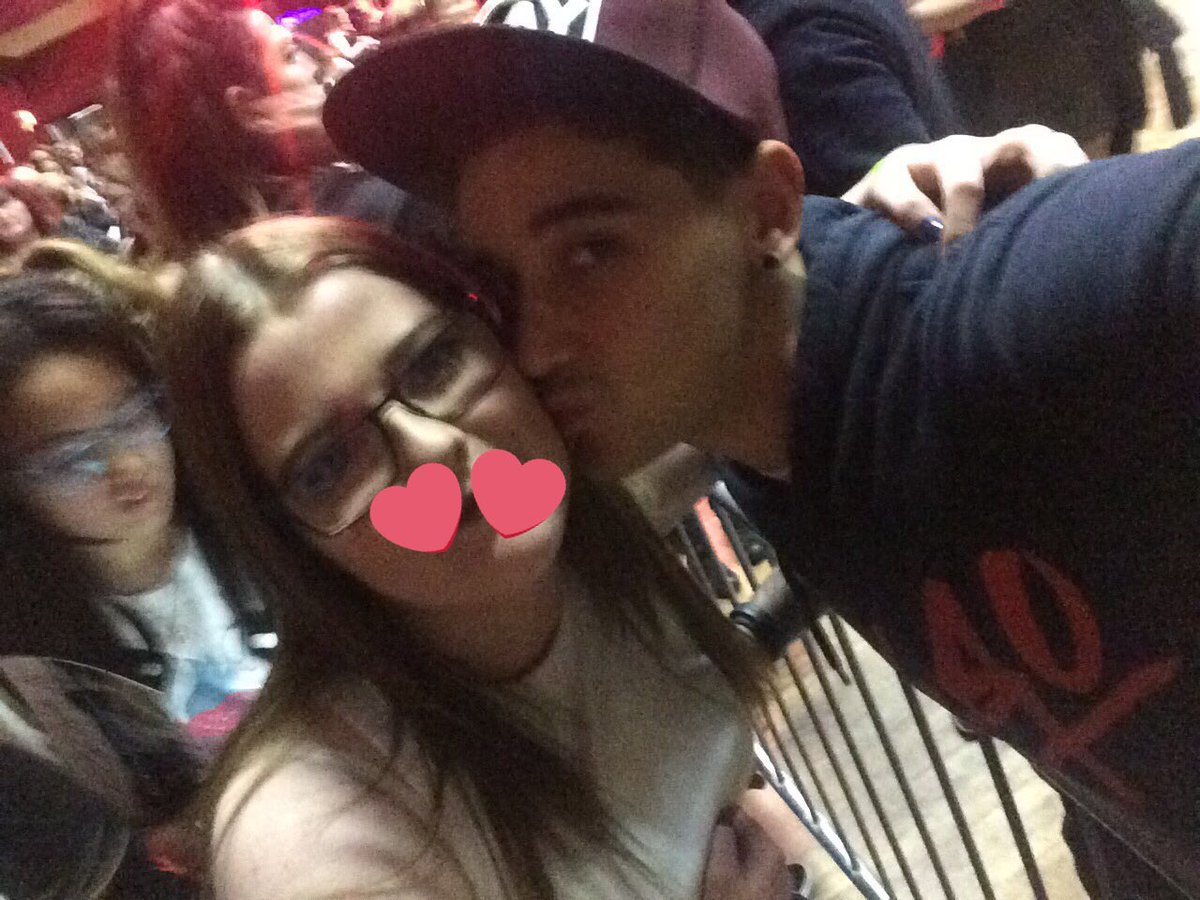 cornerstonerhi's tweet photo. @GotCakeTUpdates @luke_brooks #WeLoveYouLuke 💜💜 such a sweet, loving person https://t.co/mNsOWrgQPs