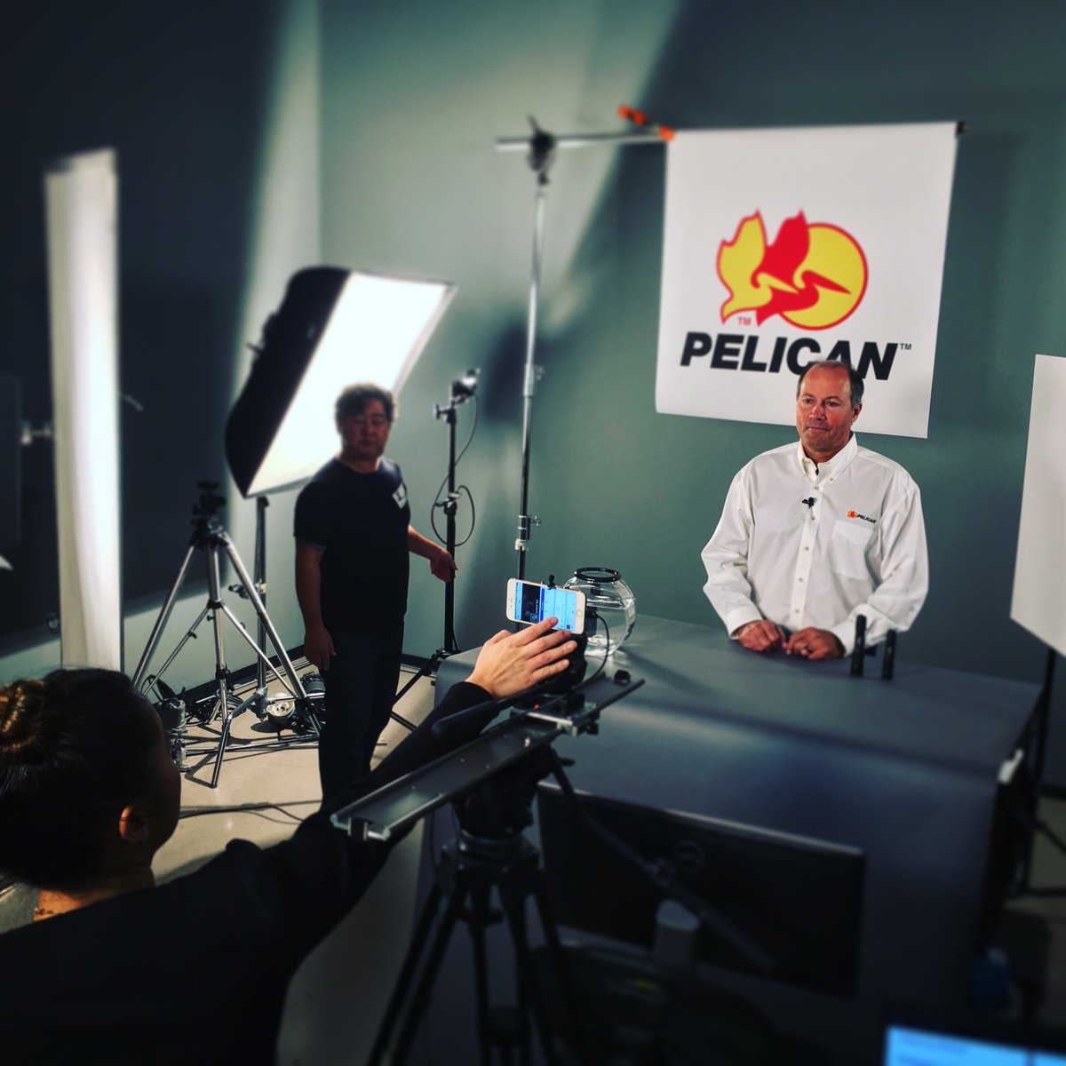 PelicanProducts's tweet photo. Join our #FacebookLIVE broadcast discussing Pelican’s new 7100 + 7600 #Tactical #Flashlights at 12:15pm PST via #PelicanProfessional FB Page https://t.co/3140F0bSaG