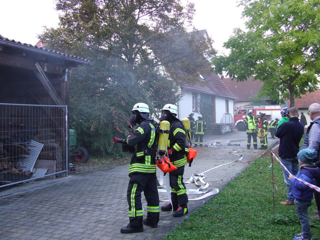 Abschlussübung der Verbandsgemeinde Feuerwehren feuerwehr-minfeld.de/2016/11/02/abs…