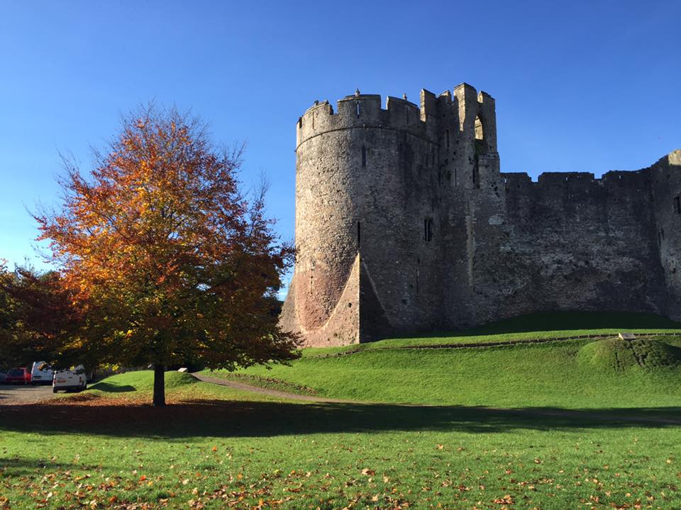 AndresPortilloA's tweet photo. Día mágico en el castillo de Chepstow #ViajedePoder #Ávalon https://t.co/Z3vSXZ7BJd