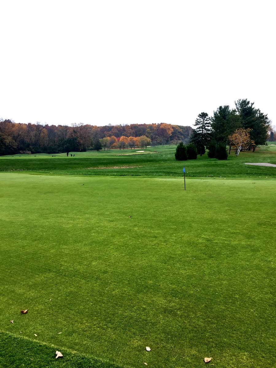 clubgolfmich's tweet photo. Big thank you to @RadrickFarms for letting us get in some nationals prep in the warm weather! https://t.co/zZbePrQLQE