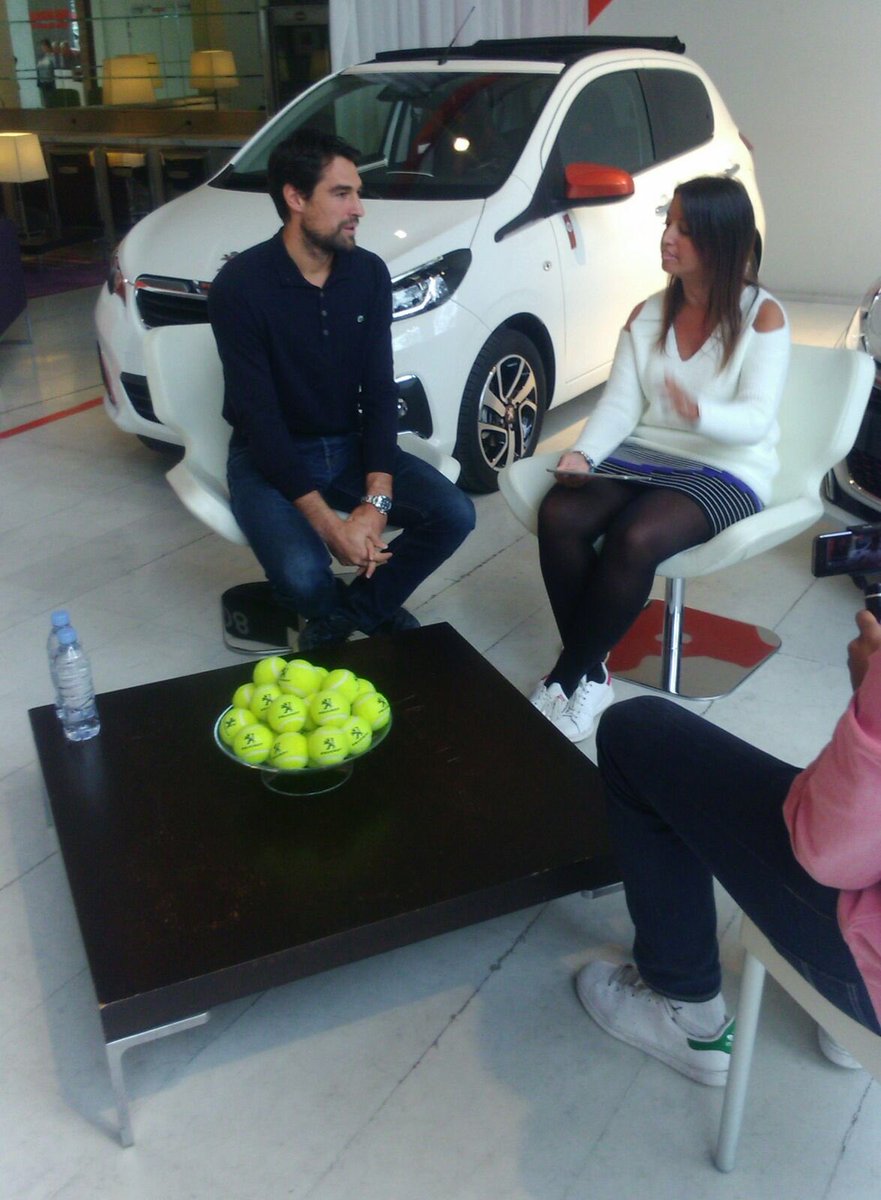 jimchardy's tweet image. Great time with @DriveToTennis today at the #Peugeot headquarters! #DriveToTennis #eKick