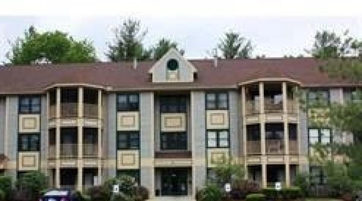 joanwhitebook's tweet photo. See a virtual tour of my listing on 6-108 Mayfair Lane #Nashua #NH  #realestate https://t.co/my1lY41l65 https://t.co/sYXfxMhn6J