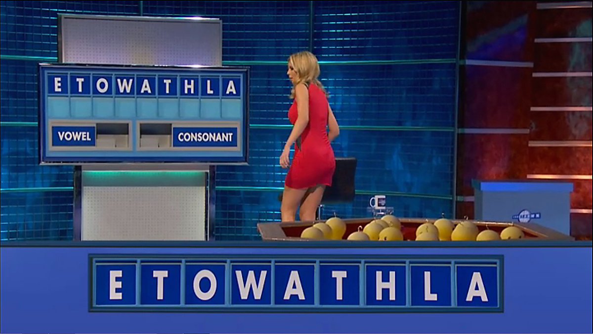 RachelRileyFC's tweet photo. Rachel Riley on this week's #CatsCountdown. #Letters2 ๐ป https://t.co/m4eTARQ9uh