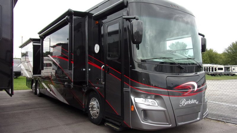 TotalValueRV's tweet photo. Ready to #GORVing at a Price you won't believe?
#OverStockSale 2016 #Berkshire 43A #MotorHomes!
https://t.co/kE7VLdauP6 #UnPlugReconnect! https://t.co/8BoI1afi6N