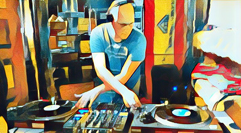 dazzledbyher's tweet photo. #art #music4youreyes #davidf #pinar #coliseum #music4life #technics #artonturntables #bestmusic #num1 @djdavidf https://t.co/tOFosk4WnD