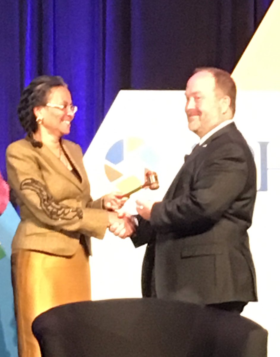#APHA2016 @CamaraJones @ThomasQuade passing on the leadership of this great organization! Thank you Dr. Jones for an awesome year.